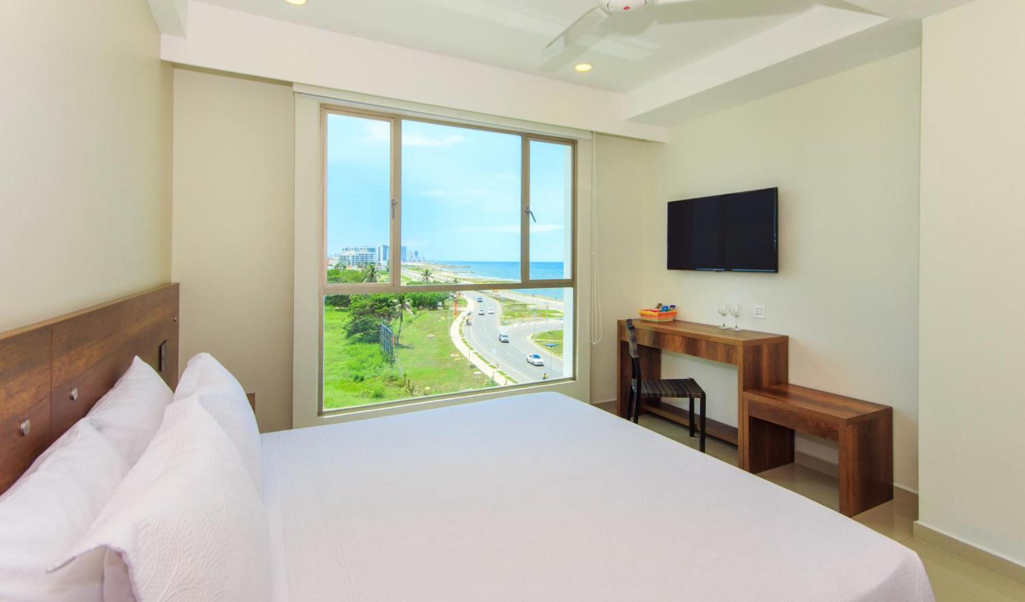 Hotel Summer Frente Al Mar Cartagena Exterior foto