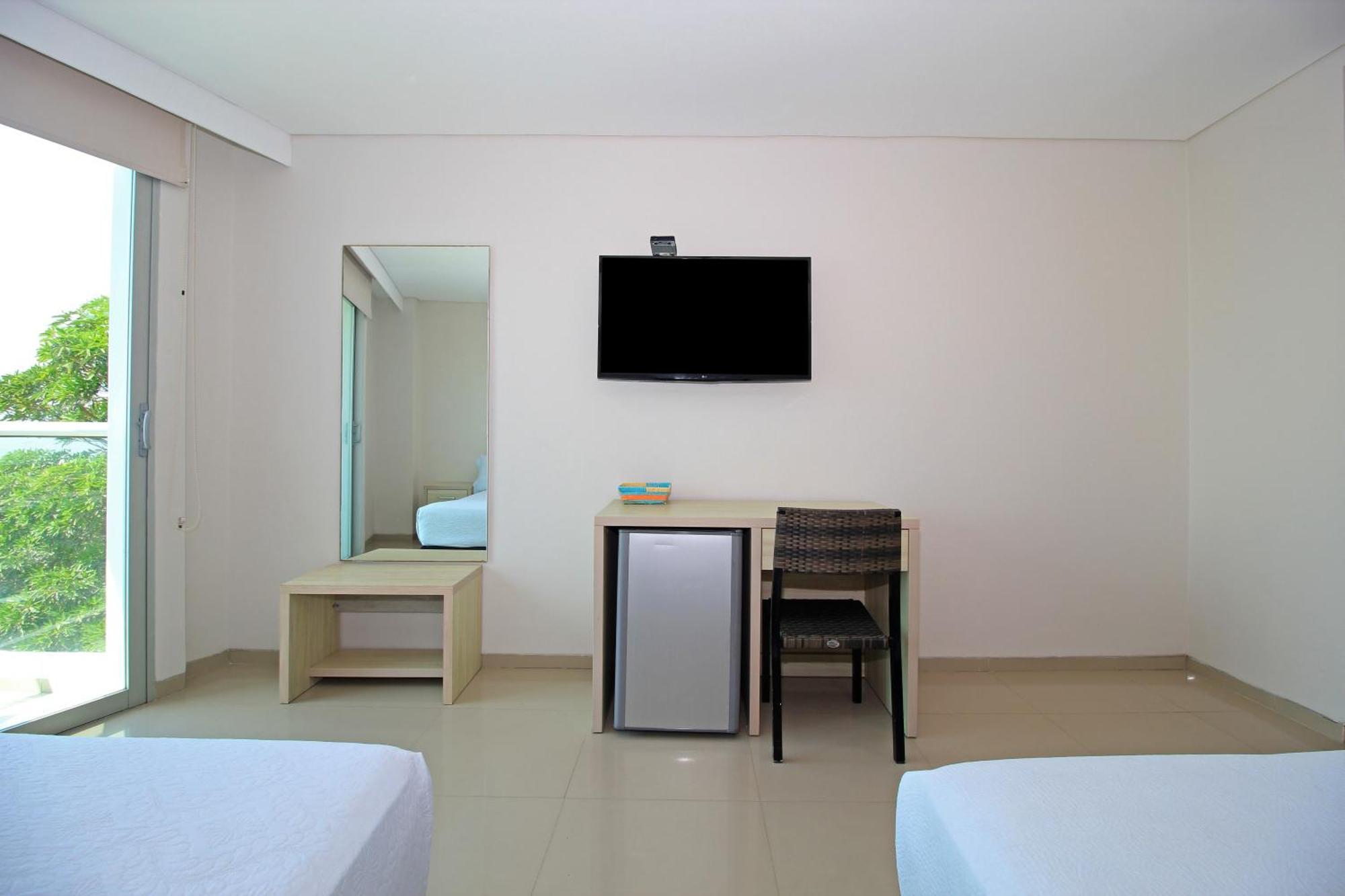 Hotel Summer Frente Al Mar Cartagena Exterior foto