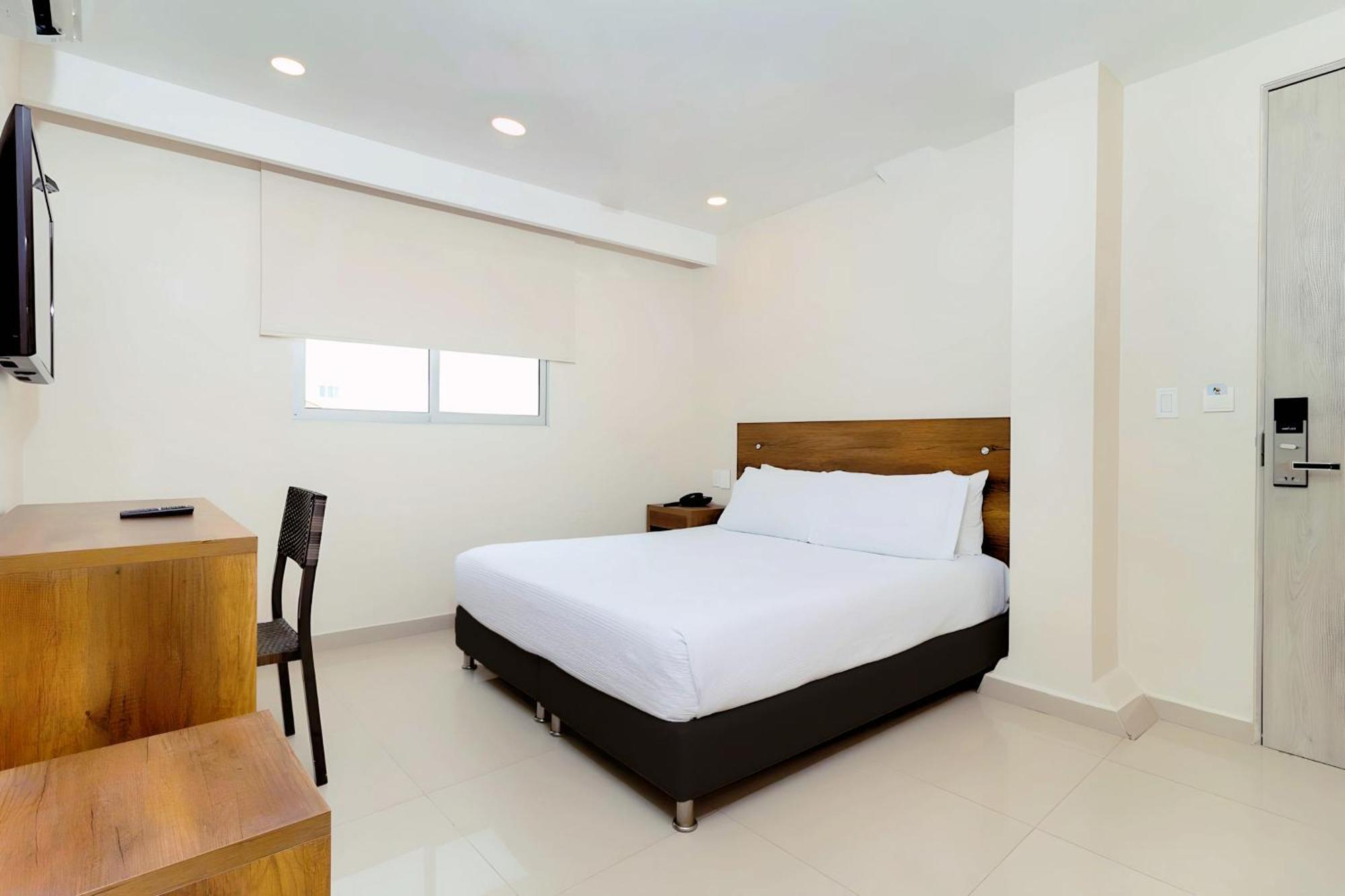 Hotel Summer Frente Al Mar Cartagena Exterior foto